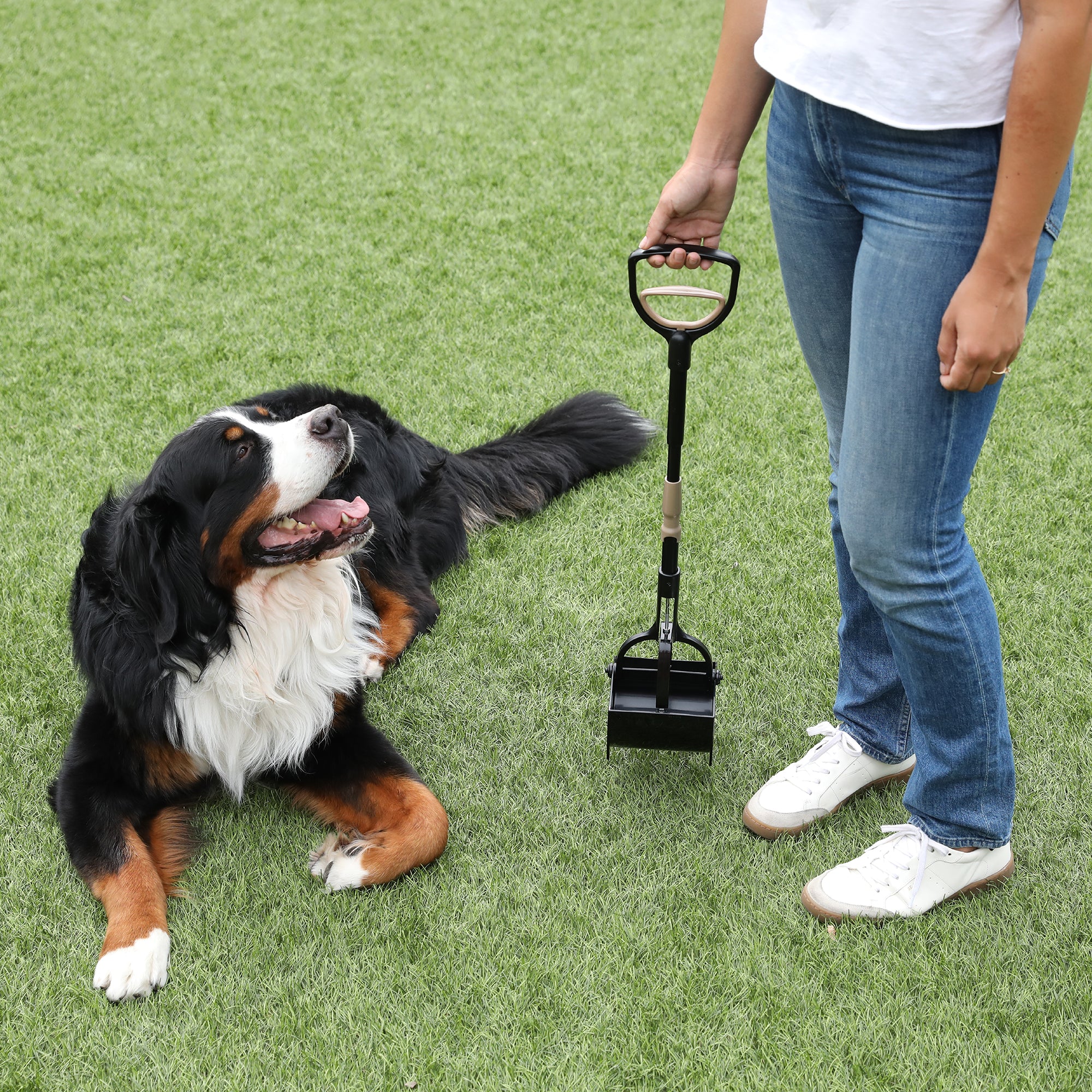 Arm Hammer Claw Poop Scooper